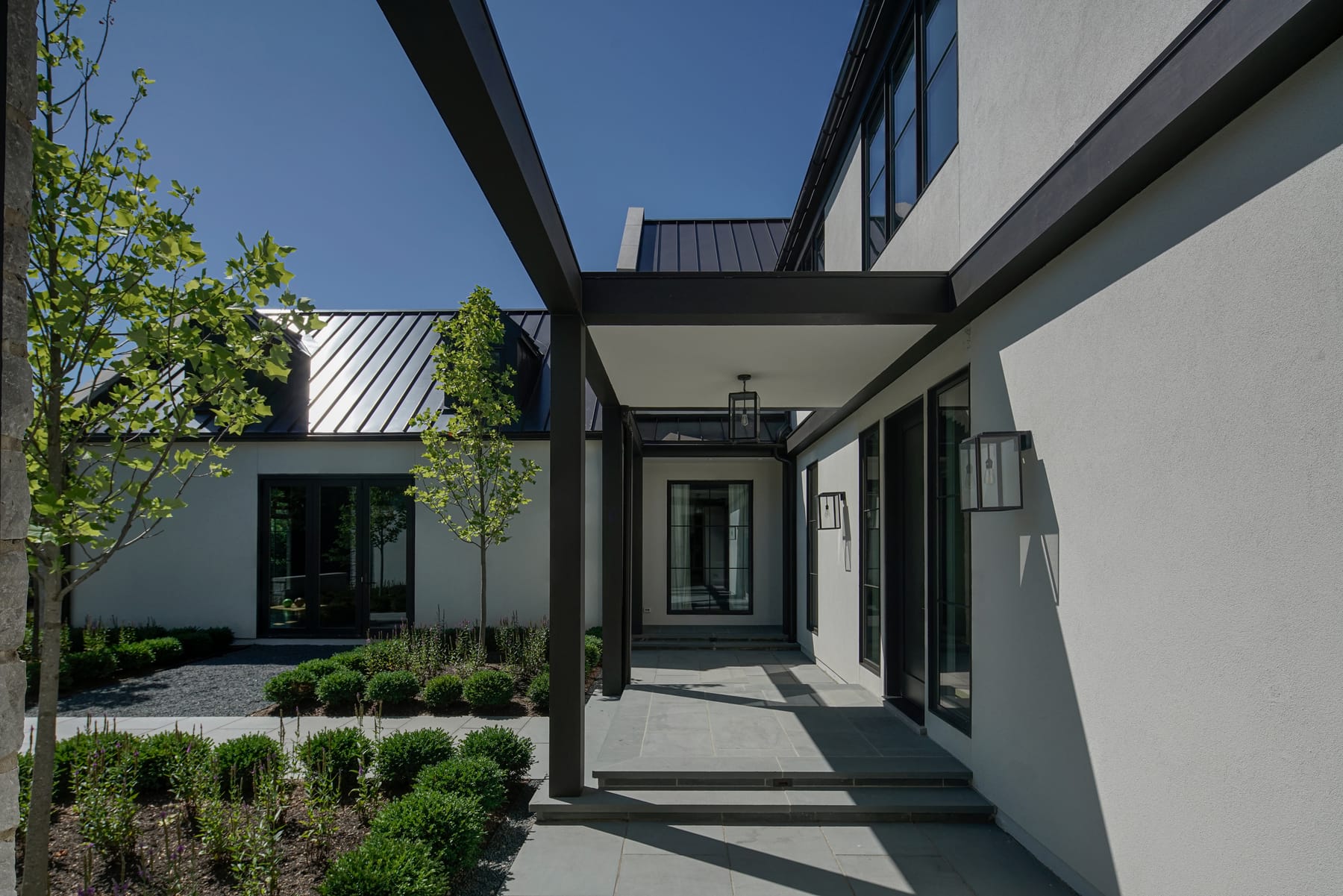 Meadow House, image 3