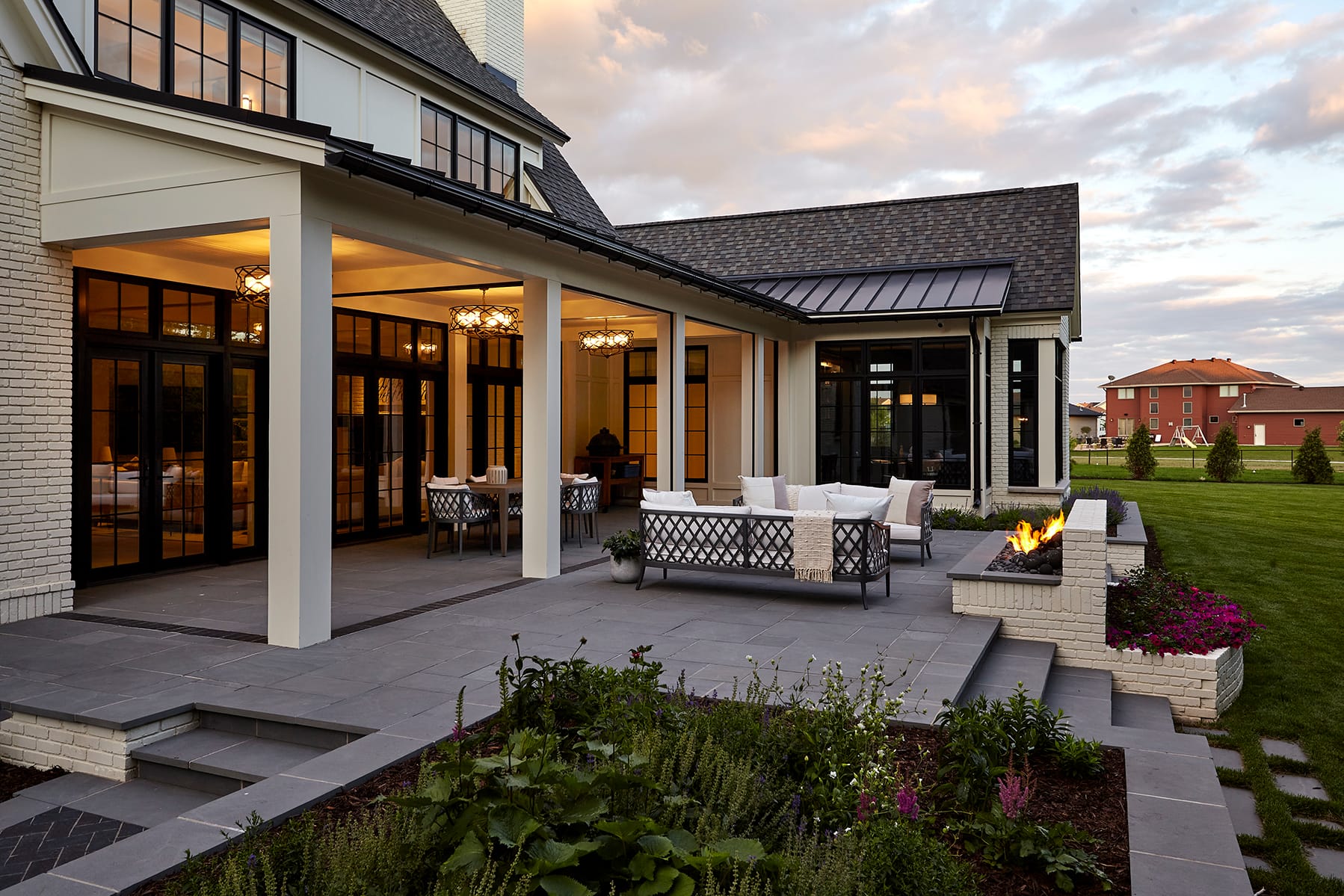 Riverside Residence, image 6